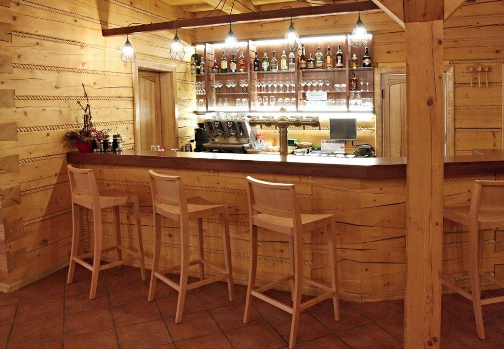 Penzion A Restaurace Grunt Reka Bagian luar foto